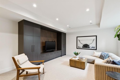 2235 6 Avenue Nw, Calgary, AB 