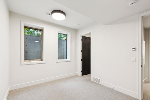 2235 6 Avenue Nw, Calgary, AB 
