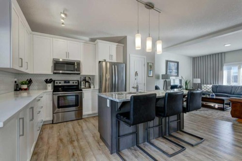 444 Legacy Point Se, Calgary, AB 