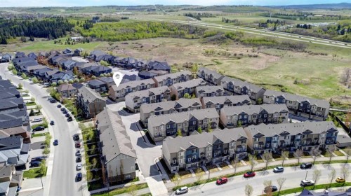 444 Legacy Point Se, Calgary, AB 