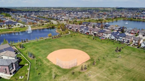 444 Legacy Point Se, Calgary, AB 