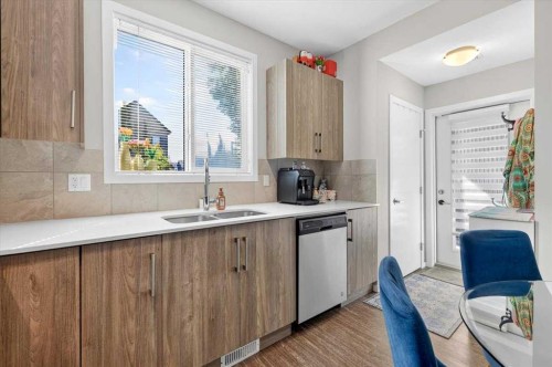 26 Redstone Way Ne, Calgary, AB 