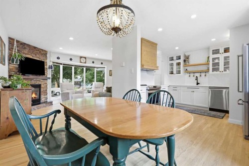 23 Winslow Crescent Sw, Calgary, AB 