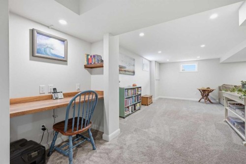 23 Winslow Crescent Sw, Calgary, AB 