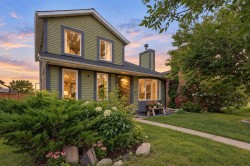 76 Templemont Circle NE Calgary, AB T1Y 5A9