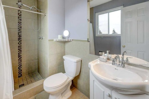 76 Templemont Circle Ne, Calgary, AB 