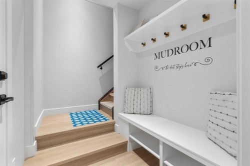 2431 6 Avenue Nw, Calgary, AB 