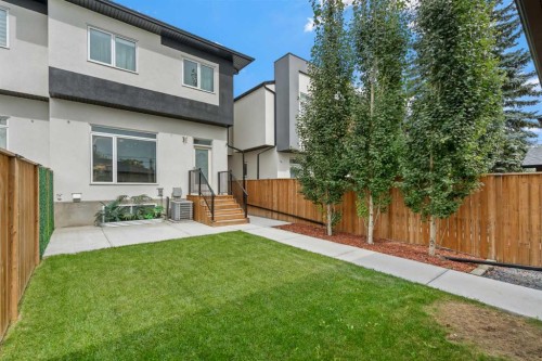 2431 6 Avenue Nw, Calgary, AB 