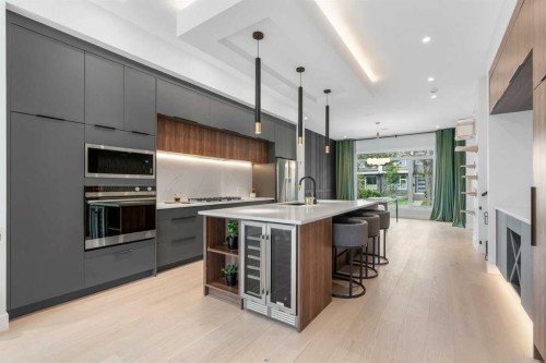2431 6 Avenue Nw, Calgary, AB 