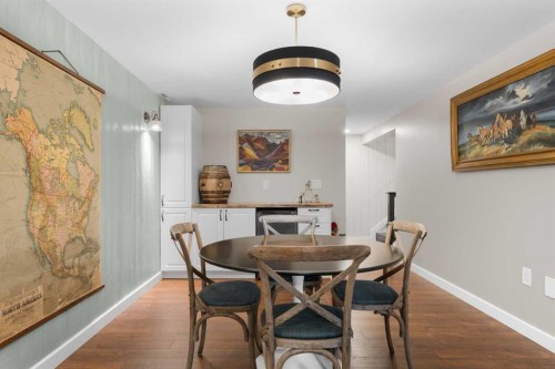 8343 48 Avenue Nw, Calgary, AB 
