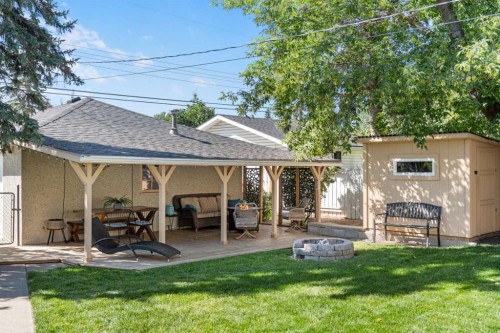 8343 48 Avenue Nw, Calgary, AB 