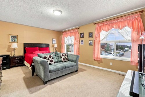 345 Saddlecrest Way Ne, Calgary, AB 