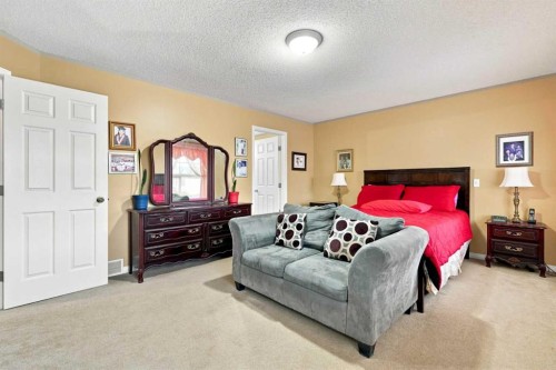 345 Saddlecrest Way Ne, Calgary, AB 