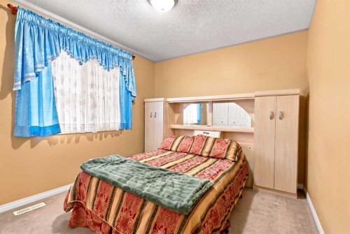 345 Saddlecrest Way Ne, Calgary, AB 