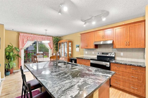 345 Saddlecrest Way Ne, Calgary, AB 