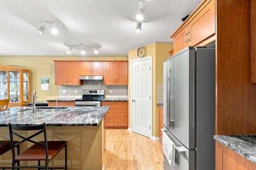 345 Saddlecrest Way Ne, Calgary, AB 