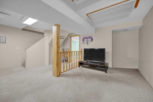 148 Deerview Way Se, Calgary, AB 