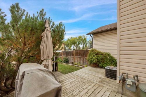 148 Deerview Way Se, Calgary, AB 