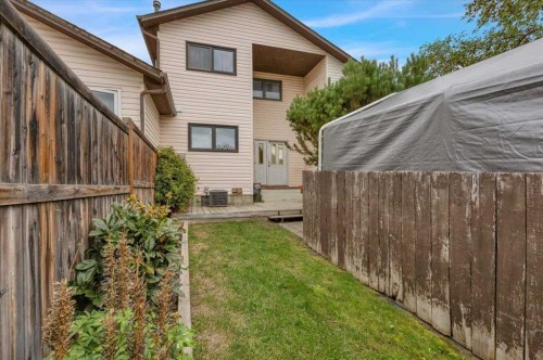 148 Deerview Way Se, Calgary, AB 