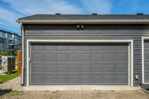 211 Wolf Creek Avenue Se, Calgary, AB 