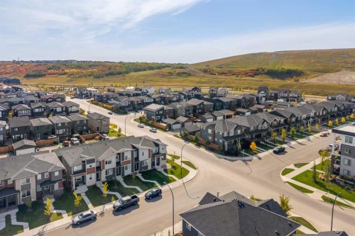 211 Wolf Creek Avenue Se, Calgary, AB 