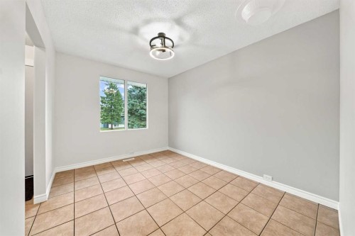 248 Huntcroft Road Ne, Calgary, AB 