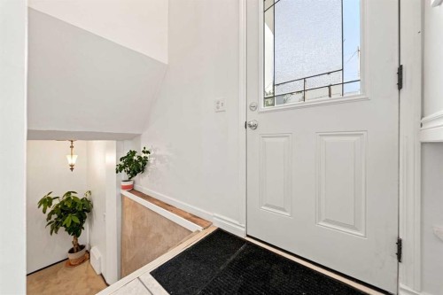 248 Huntcroft Road Ne, Calgary, AB 