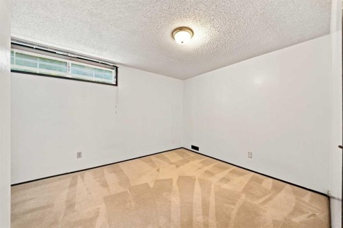 248 Huntcroft Road Ne, Calgary, AB 