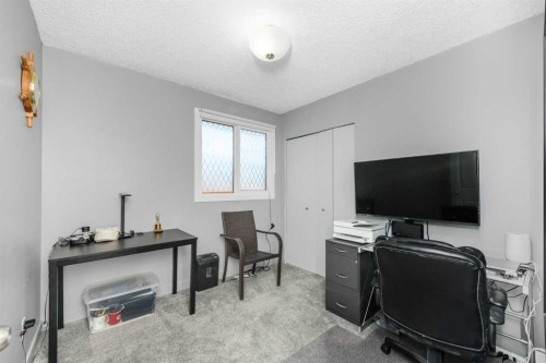 48 Bermuda Court Nw, Calgary, AB 