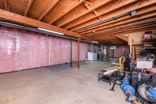 48 Bermuda Court Nw, Calgary, AB 