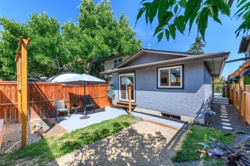 48 Bermuda Court Nw, Calgary, AB 
