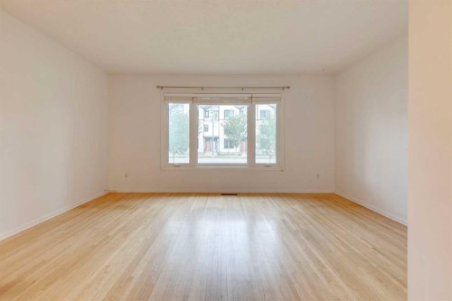 3317 37 Street Sw, Calgary, AB 