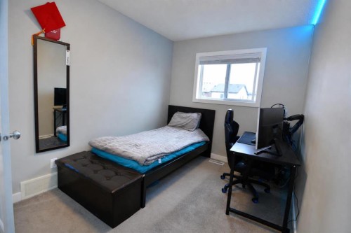56 Taralake Park Ne, Calgary, AB 