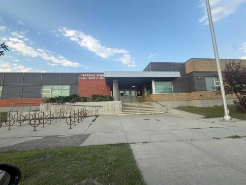 56 Taralake Park Ne, Calgary, AB 