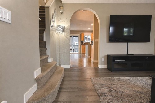 56 Taralake Park Ne, Calgary, AB 