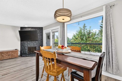 7731 47 Avenue Nw, Calgary, AB 