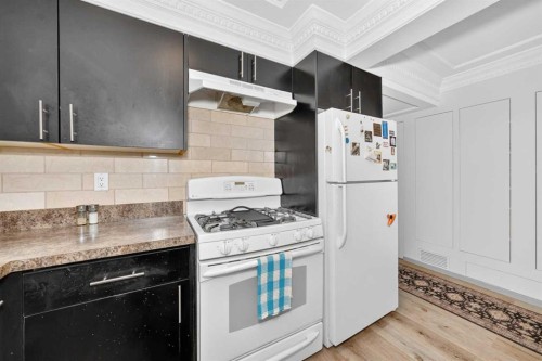 7731 47 Avenue Nw, Calgary, AB 