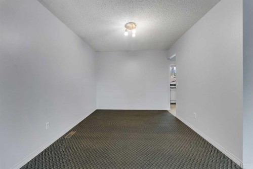 5219 Rundleview Road Ne, Calgary, AB 