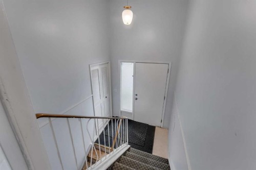 5219 Rundleview Road Ne, Calgary, AB 