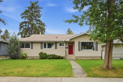 3324 36 Avenue SW Calgary, AB T3E 1C1