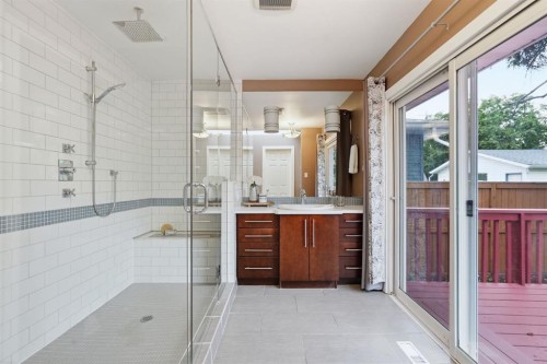 3324 36 Avenue Sw, Calgary, AB 