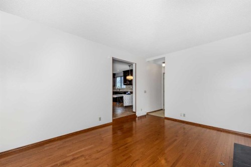 41 Edgeford Way Nw, Calgary, AB 