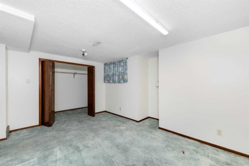41 Edgeford Way Nw, Calgary, AB 
