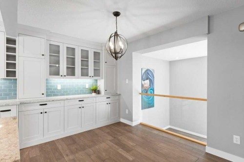 3929 Point Mckay Road Nw, Calgary, AB 