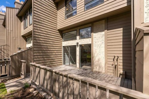 3929 Point Mckay Road Nw, Calgary, AB 