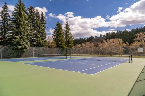 3929 Point Mckay Road Nw, Calgary, AB 