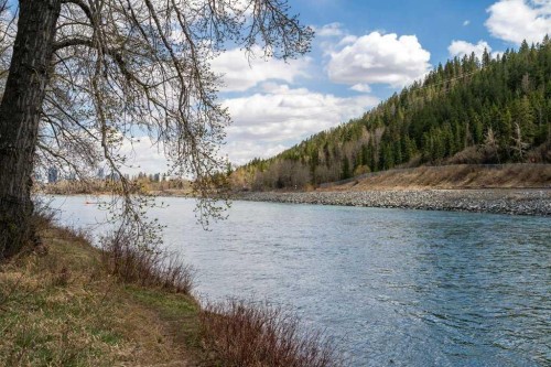 3929 Point Mckay Road Nw, Calgary, AB 