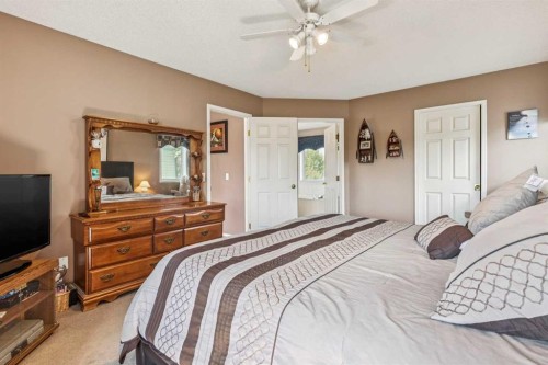40 Country Hills Bay Nw, Calgary, AB 