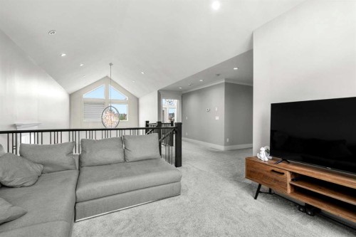 148 Kinniburgh Loop, Chestermere, AB 