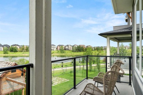 148 Kinniburgh Loop, Chestermere, AB 